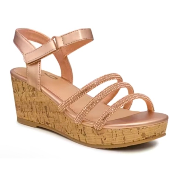 Mix #6 Girls Elegant Rose Gold Metallic Sparkle Wedge Sandals Shoes Youth Size 2 - Picture 1 of 5
